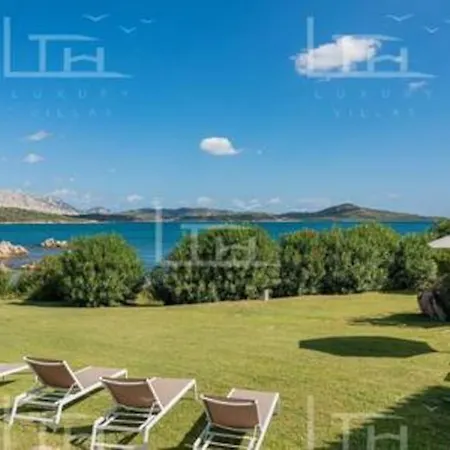 Villa Beachfront